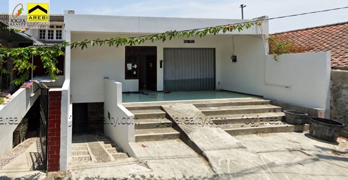 Dijual rumah kost di jogja